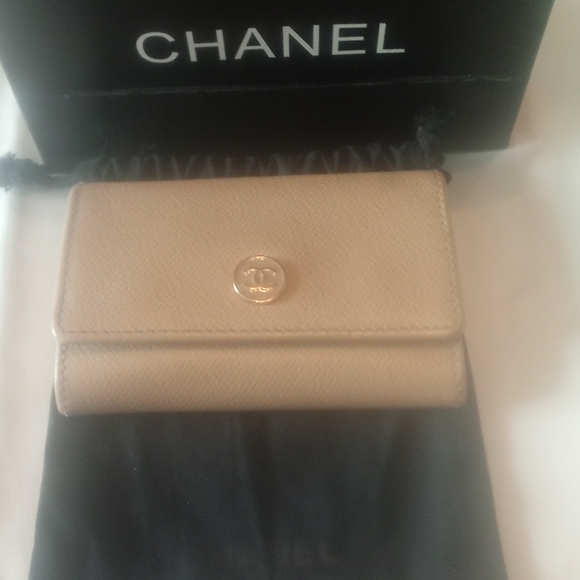Chanel key holder - Picture 1 of 12